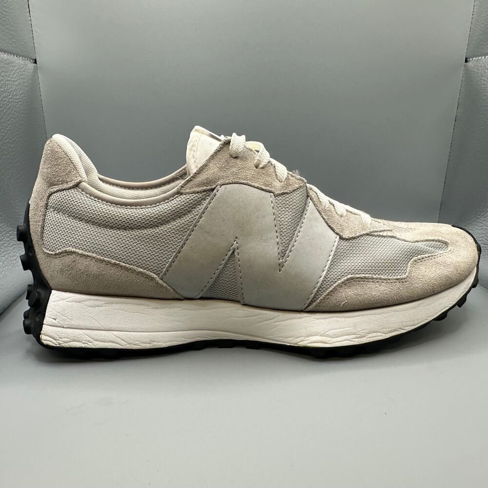 New Balance 327 Men Size 12 D Gray Silver Shoes Sneakers MS327MA1
